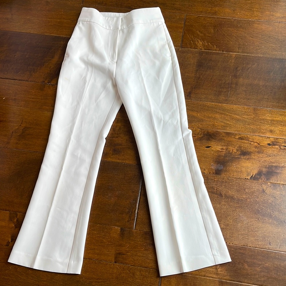 H&M White Pants 🕊